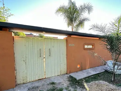 Casa - Venta - Argentina, Berazategui - Calle 546 4535