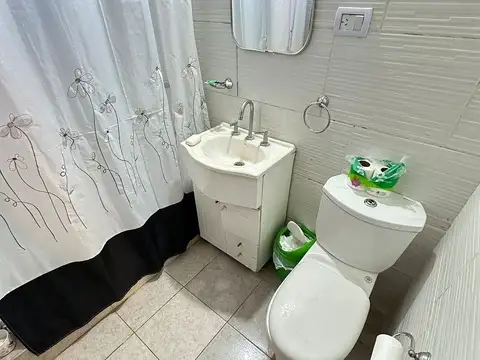 Casa - Venta - Argentina, Berazategui - Calle 546 4535