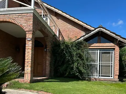 Casa en Venta en El Bosque, USD 165.000