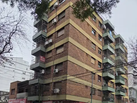 Córdoba 2500, Piso 3