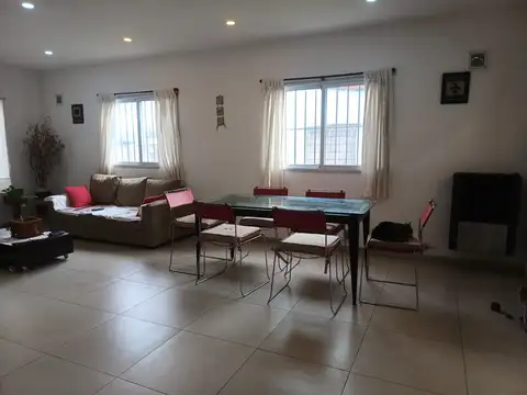 Casa en Venta en San Miguel del Monte, USD 90.000