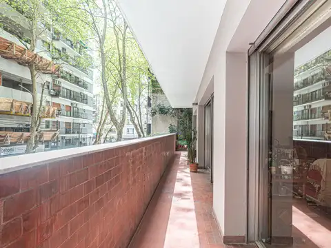 Departamento en Venta con 2 cocheras