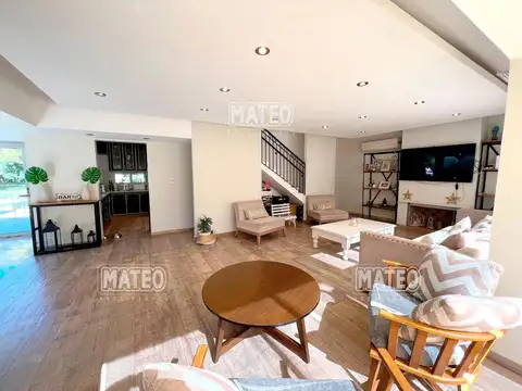 Casa 4 ambientes con 4 baños