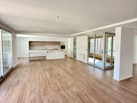 Departamento en Venta de 4 dormitorios