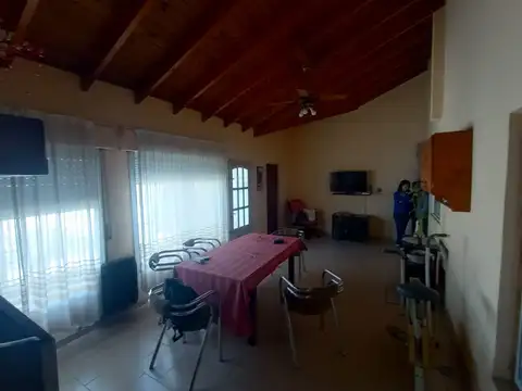 Casa en Venta en Burzaco, USD 110.000