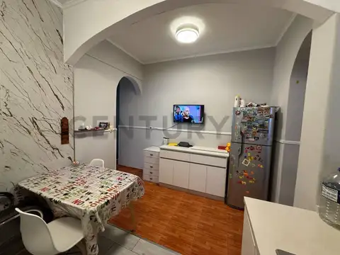 Departamento 5 ambientes con 2 baños