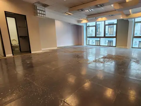 Oficina en Alquiler en Monserrat, $ 2.000.000