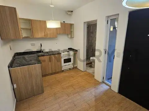 Salala 100, Piso 0