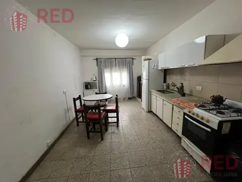 Casa 5 ambientes con 1 baño