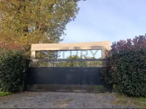 Casa 7 ambientes con 3 baños
