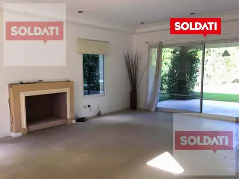 Casa 5 ambientes con 4 baños