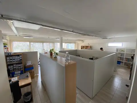 Venta o Alquiler oficina super luminosa edificio corporativo cochera fija