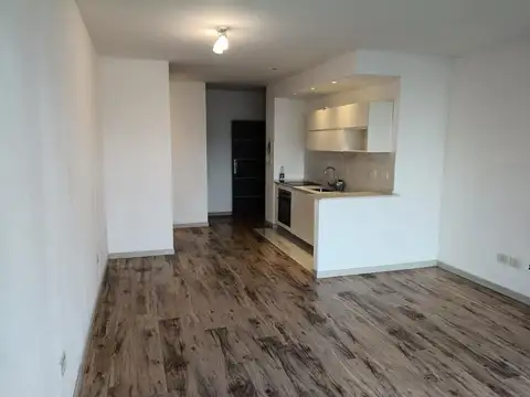 Departamento en Alquiler en Villa Ortuzar, $ 700.000