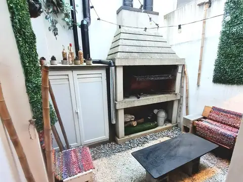 Depto Tipo Casa en Venta con 1 cocheras