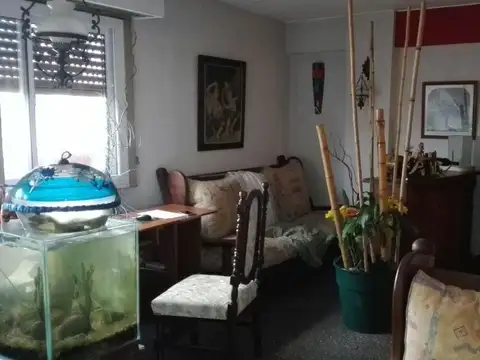 58 ENTRE 7 Y 8 - DEPARTAMENTO ZONA CÉNTRICA