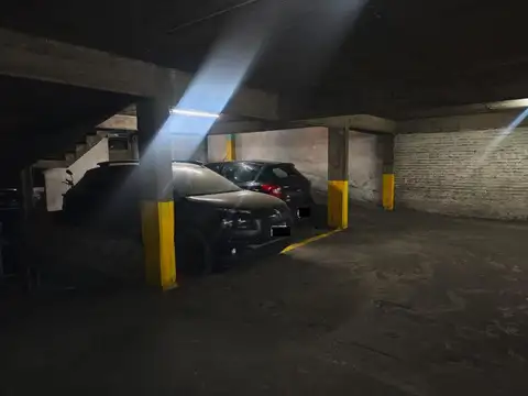 Venta cochera planta baja barrio zona Centro