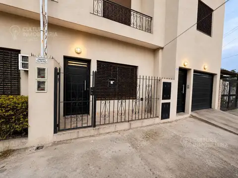 venta PH 2 ambientes con cochera planta baja