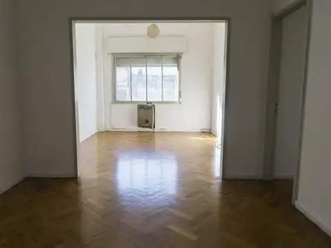 Defensa 500, 2º piso