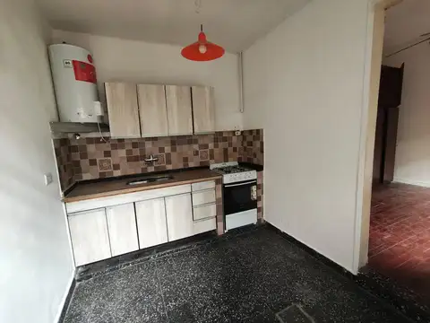 Depto Tipo Casa 4 ambientes con 1 baño