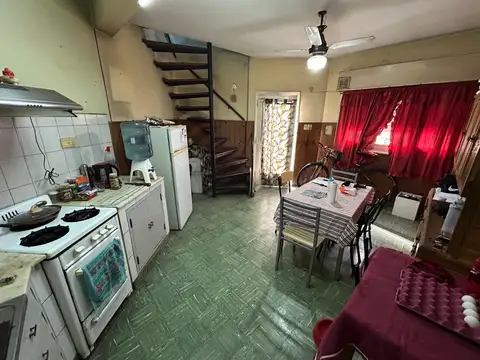 Casa 3 ambientes con 1 baño