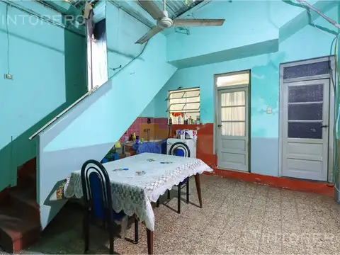 VENTA CASA 4 AMB. EN LOTE PROPIO EN POMPEYA