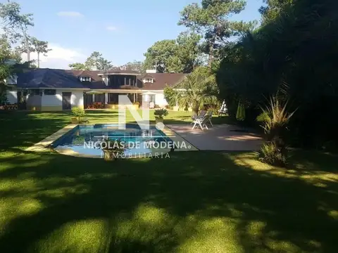 Casa en Alquiler Temporal de 6 dormitorios