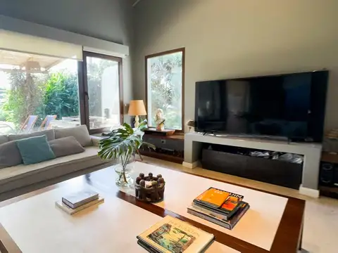Casa en Alquiler Temporal en Santa María del Tigre, USD 6.300