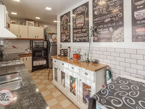 Depto Tipo Casa 4 ambientes con 2 baños