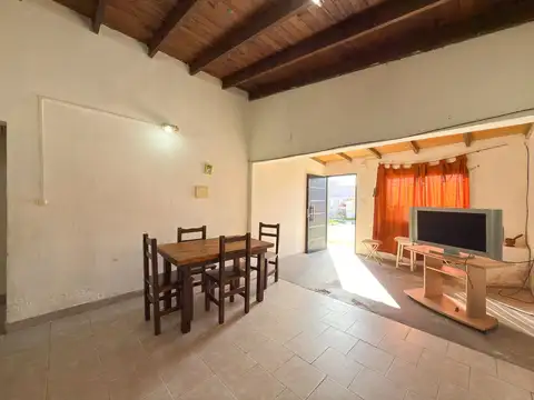 CASA DE DOS DORMITORIOS