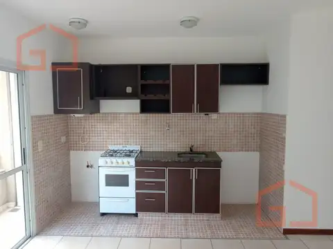 Departamento en Alquiler en Morón, $ 450.000