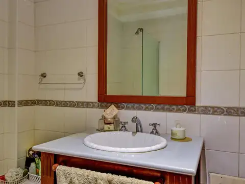 Departamento 4 ambientes con 2 baños