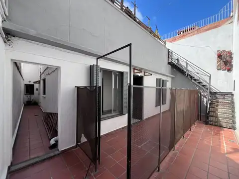 Depto Tipo Casa en Alquiler de 2 ambientes