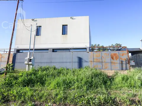 Venta Casa 2 Dormitorios en barrio Los Fresnos de Sicardi, La Plata.