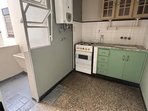 VENTA DEPARTAMENTO 2 AMBIENTES EN OLIVOS