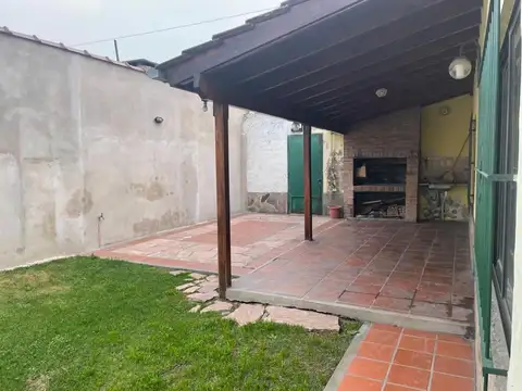 Casa en Venta en Zárate, USD 145.000