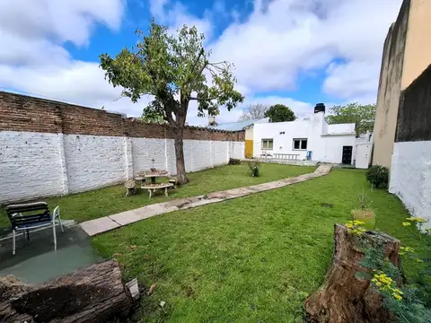 VER VIDEOS! VENTA CASA 3 AMB FONDO LIBRE (LOTE 10 X 30)