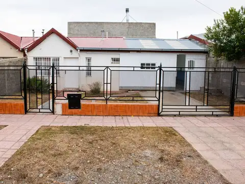 Hermana Antonieta Taparello 700