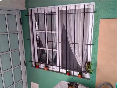 Depto Tipo Casa en Venta 46 años