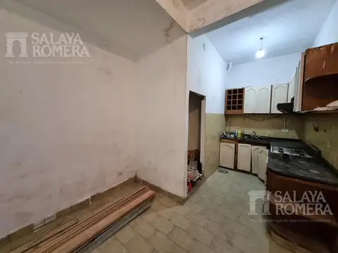 Depto Tipo Casa en Venta 50 años