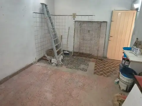 Casa en Alquiler en Banfield, $ 640.000