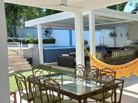 Casa - Alquiler - Paraguay, San Bernardino