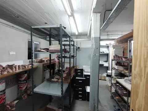 Galpon en Venta en Lomas Del Mirador, USD 415.000