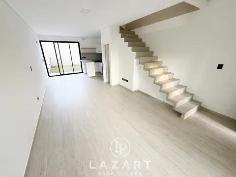 DUPLEX A ESTRENAR 4 AMBIENTES CON JARDIN Y PARRILLA!