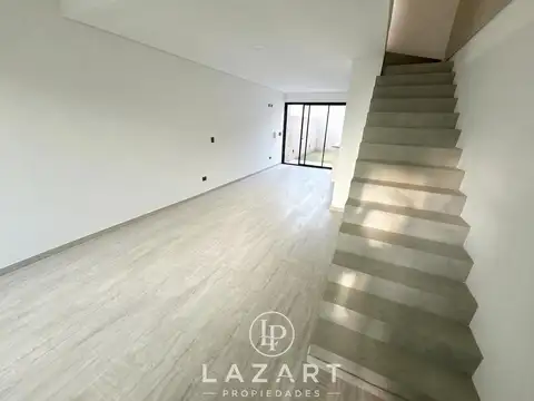 Casa en Venta en Villa Ballester, USD 210.000