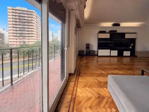 Departamento 6 ambientes con 2 baños