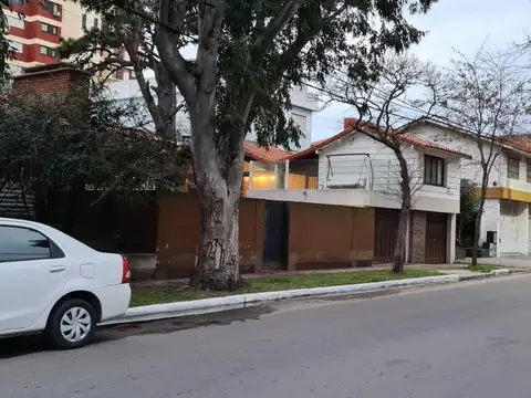 Machado esquina San Juan