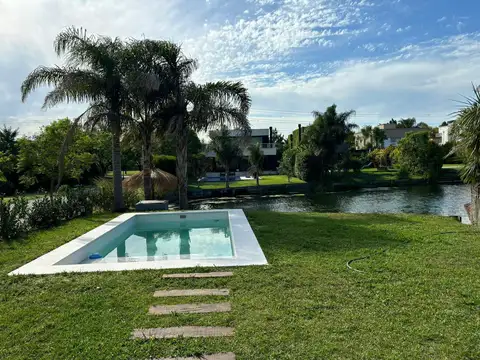 Venta casa 4 amb Barrancas de Santa María, Tigre - APTO CRÉDITO HIPOTECARIO