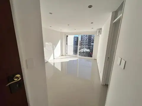 Darregueyra 2300, Piso 8
