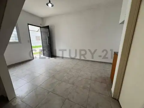 Venta Departamento 2 ambientes  Los Polvorines cochera patio Malvinas Argentinas San Miguel