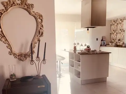 CASA A LA VENTA POTRERO DE LOS FUNES